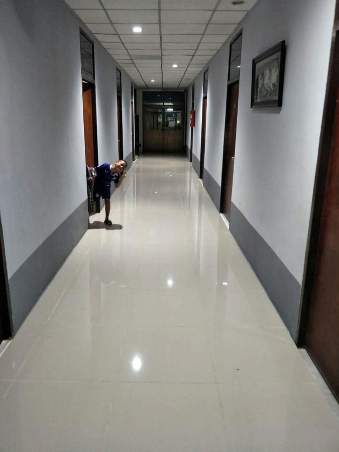 Khok Chang Building 布吉 外观 照片